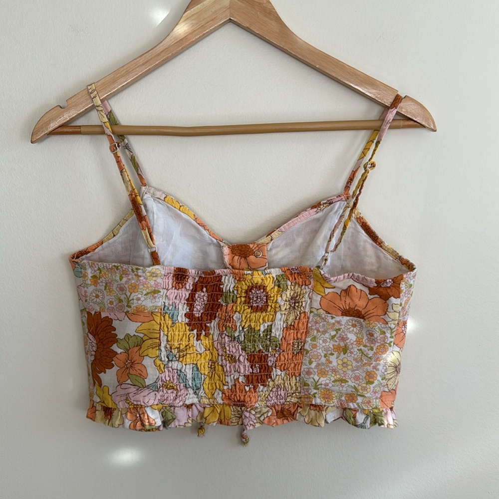 AEO floral patchwork top . - Picture 6 of 7